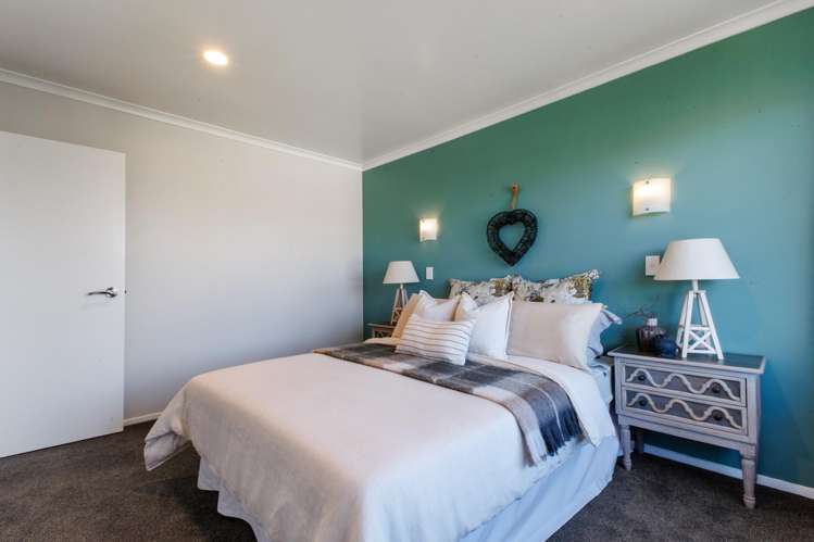 4 Commodores Close Coastlands_12