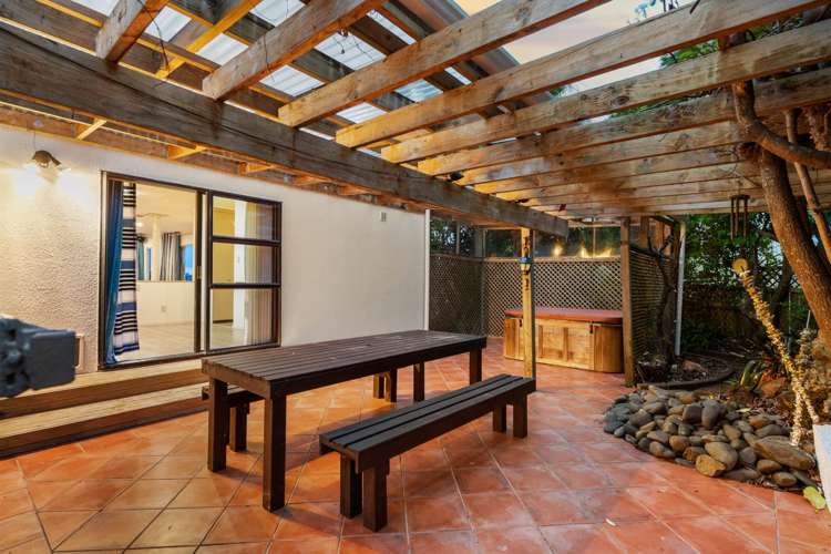 2/8 City View Terrace Birkenhead_6