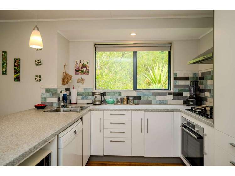 87D Wiroa Road_4