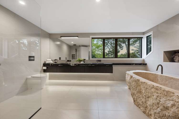 19 Kingfisher Grove Greenhithe_23