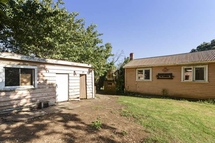 6 Rangi Street Mokau_23