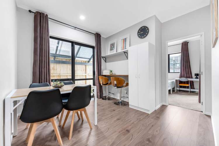 21 Tinaku Road Flat Bush_24