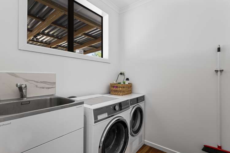 14 Bromley Place Westown_13