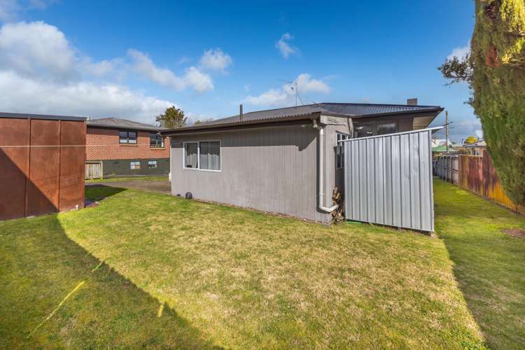 17 MacDonald Road Glenview_45