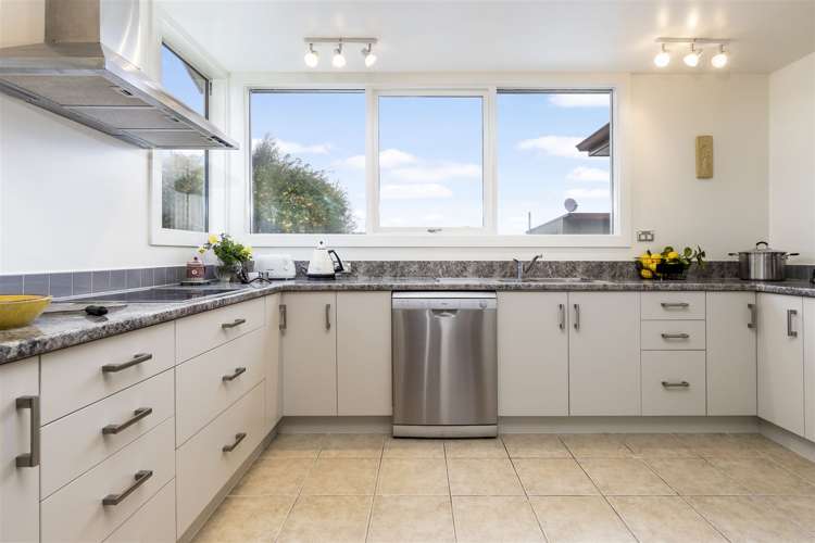 115 Matthews Lane Rapaura_38