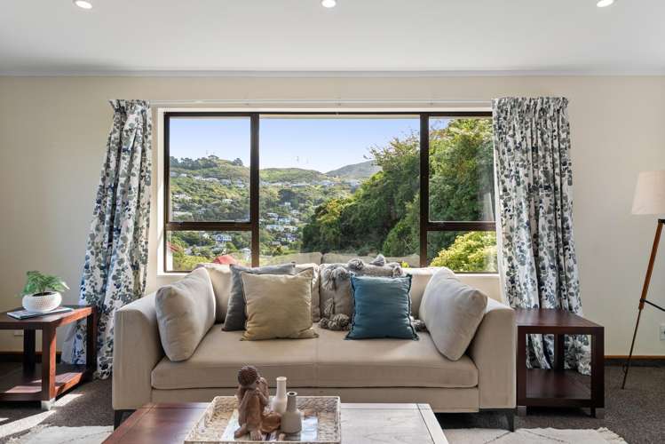 23B Thatcher Crescent Crofton Downs_4