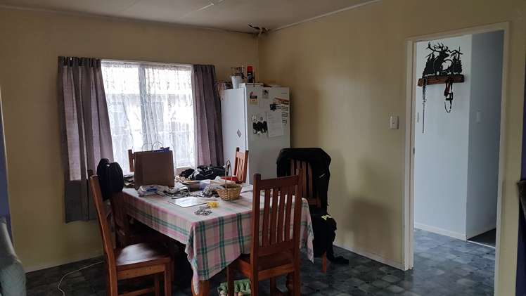 15 Fraser-Collin Crescent Dannevirke_2