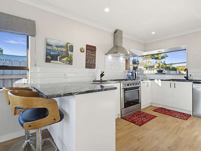 77 Avondale Road Taradale_3