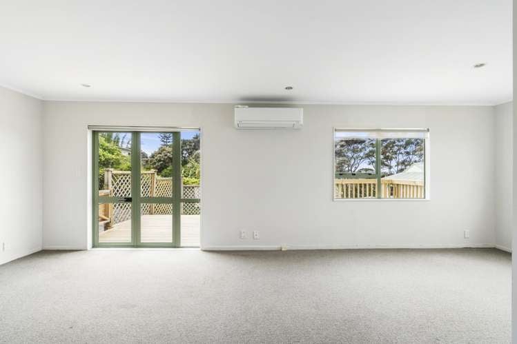 2/100 Manuka Road Bayview_21