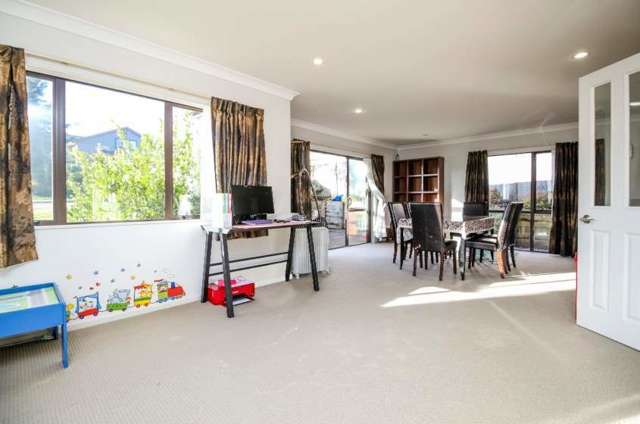 34 Amaretto Avenue Flat Bush_4
