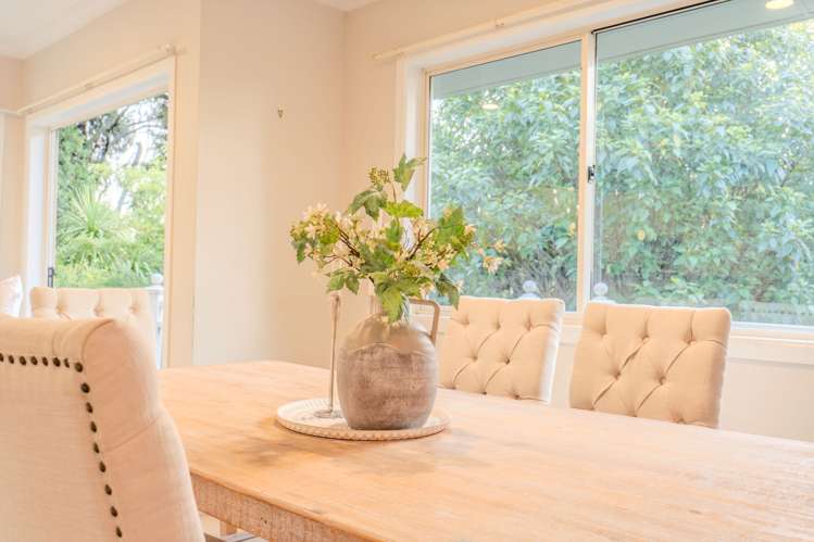 17 MacFarlane Street Hamilton East_8