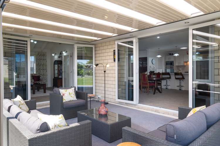 15 Lochhead Street Mahora_17