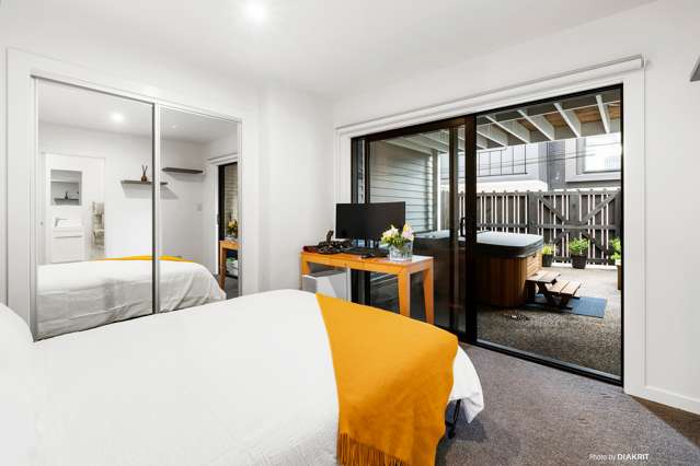  B/8 Lyall Parade Lyall Bay_1