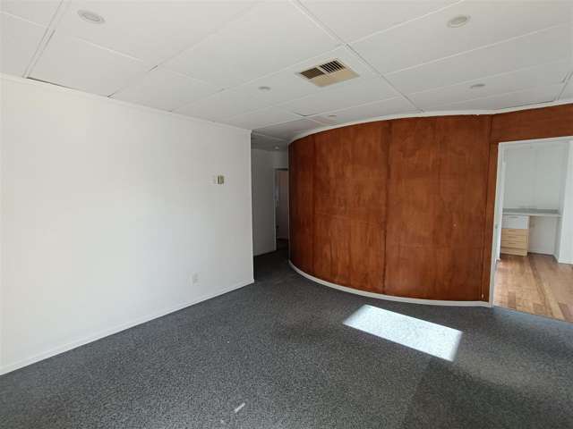 44 Whatawhata Road Dinsdale_4