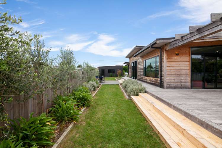 12 Broadsea Avenue Ruby Bay_20