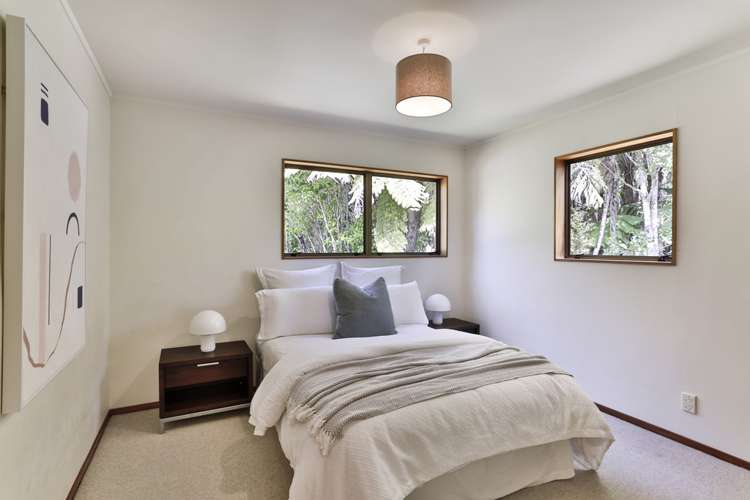 14 North Way Titirangi_11