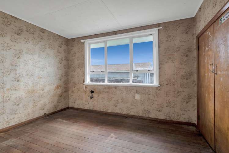 23 Orlando Street Stratford_12