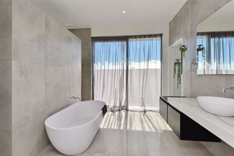 16 Ruapani Street Marshland_16