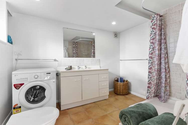 6 Campbell Road Maraetai_12