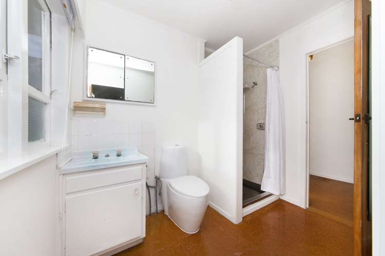 13 Sudeley Street Orakei_16