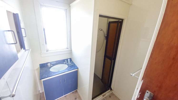 1 Main Road Tuatapere_11