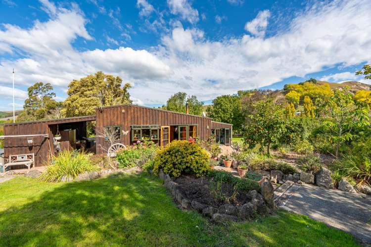564 Seafield Road Puketapu_19