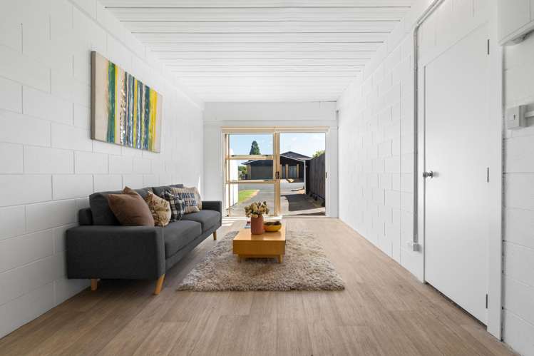 1/83 Centreway Road Orewa_18