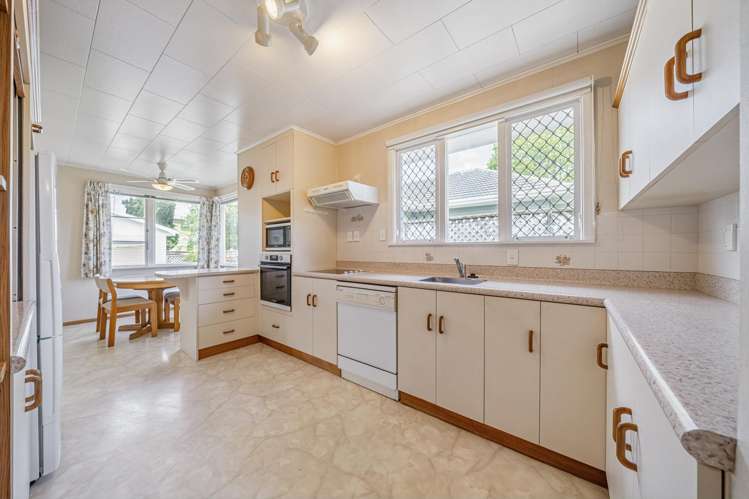 28 Golf Road Manor Park_4