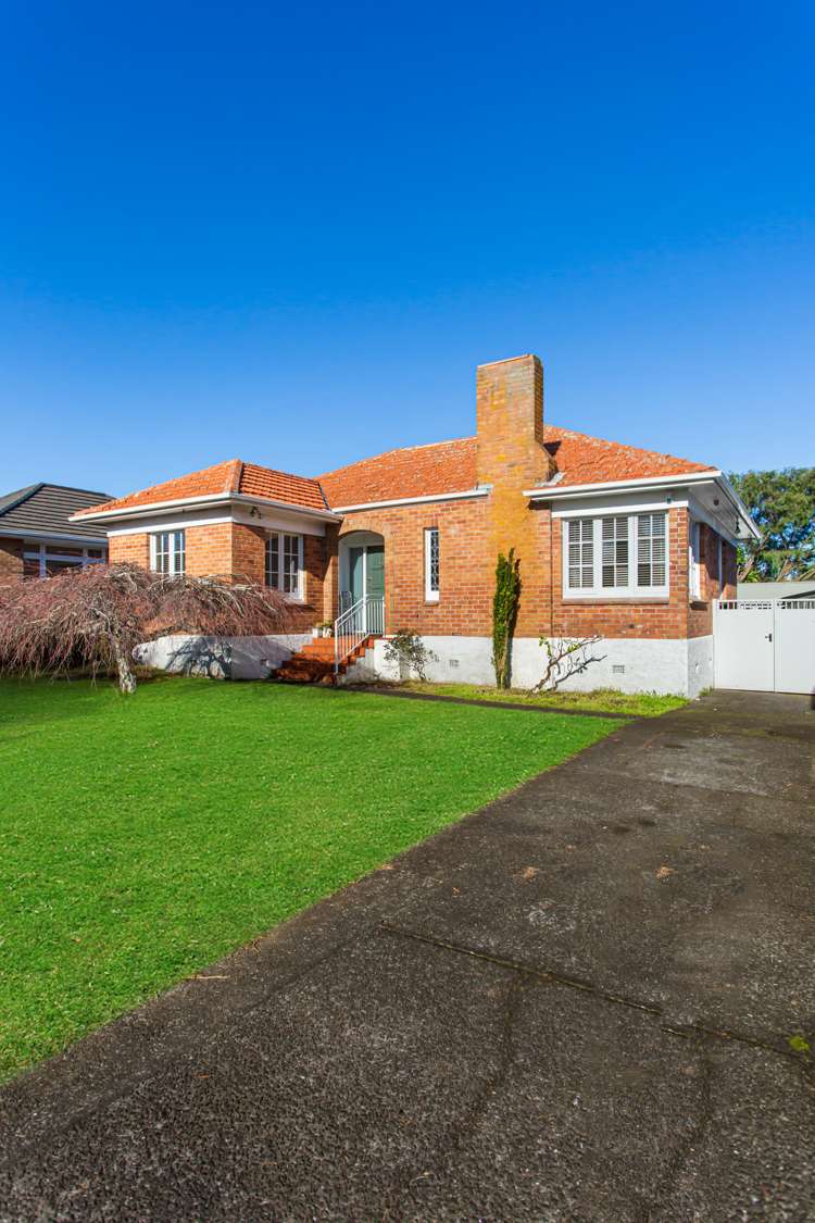 72 Moana Avenue One Tree Hill_18