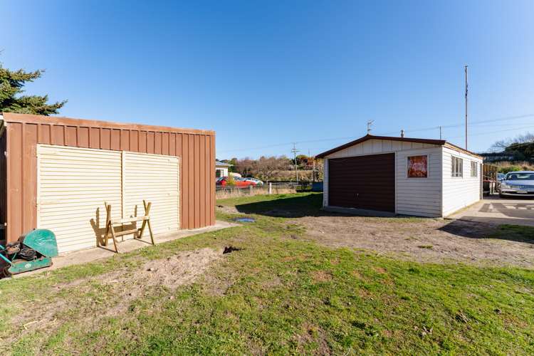 19 Connor Place Taieri Mouth_8