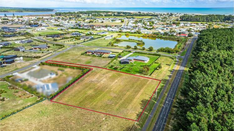 3 Carex Grove Foxton Beach_3