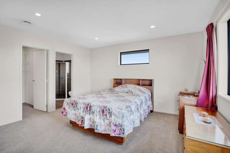 8 Jules Crescent Bell Block_8