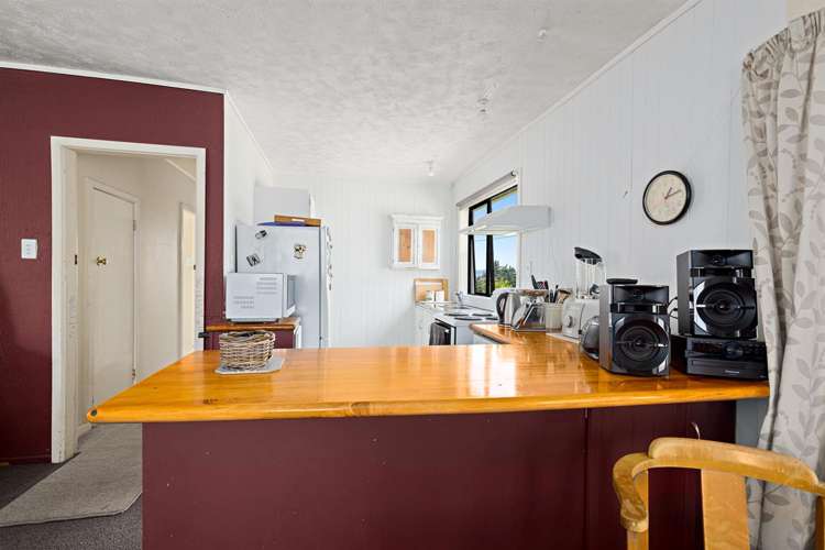 380 Kaipara Coast Highway Helensville_12