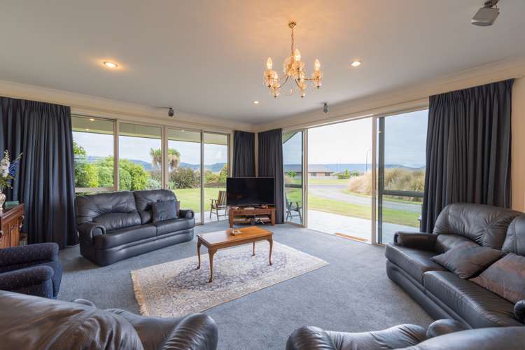 56 Hawea Place Te Anau_18