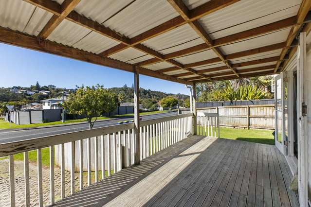 48 & 48A Lauderdale Road Birkdale_4