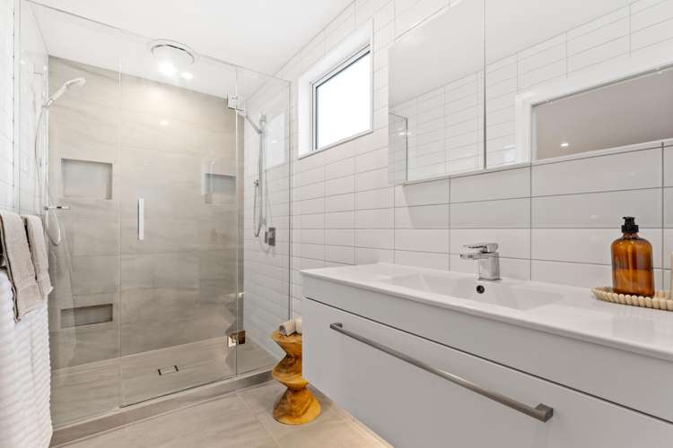 640 Whangaparaoa Road Stanmore Bay_13