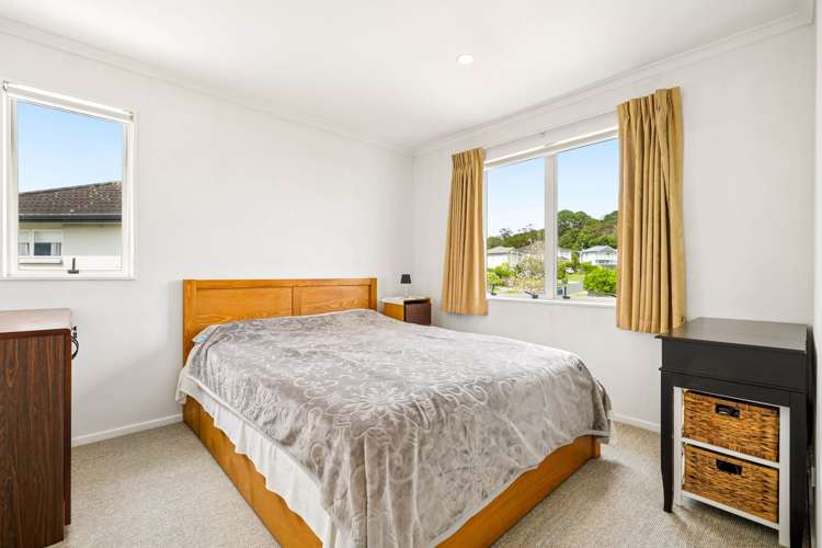 77 Mackay Drive Greenhithe_23
