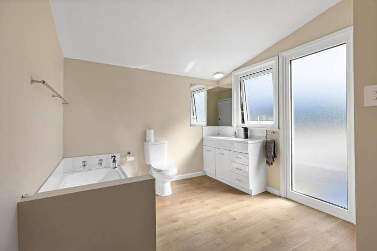 307 Larcombs Road Weedons_20