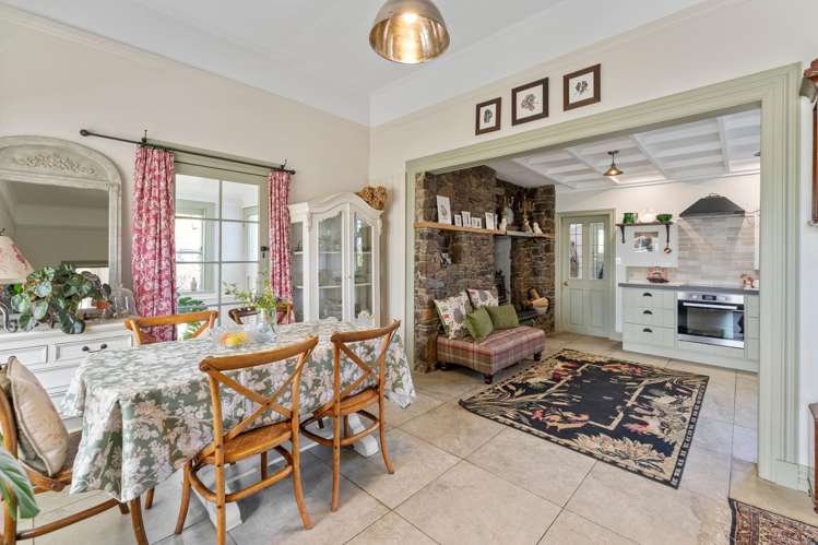 2 Higgins Road Brightwater_22