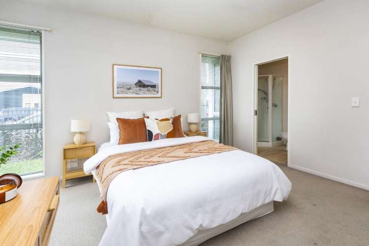 11a Clarence Street South Addington_13