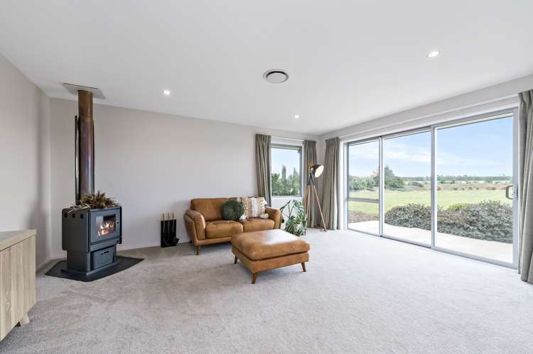 36 Whitcombe Place Darfield_14