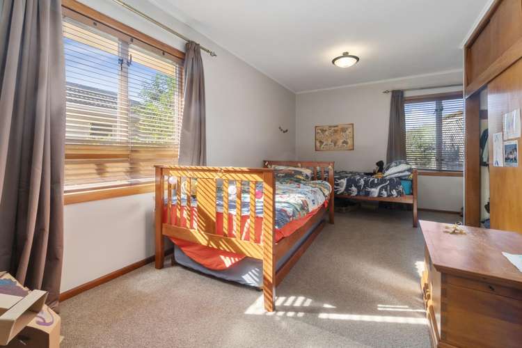 74 Neil Avenue Te Atatu Peninsula_11