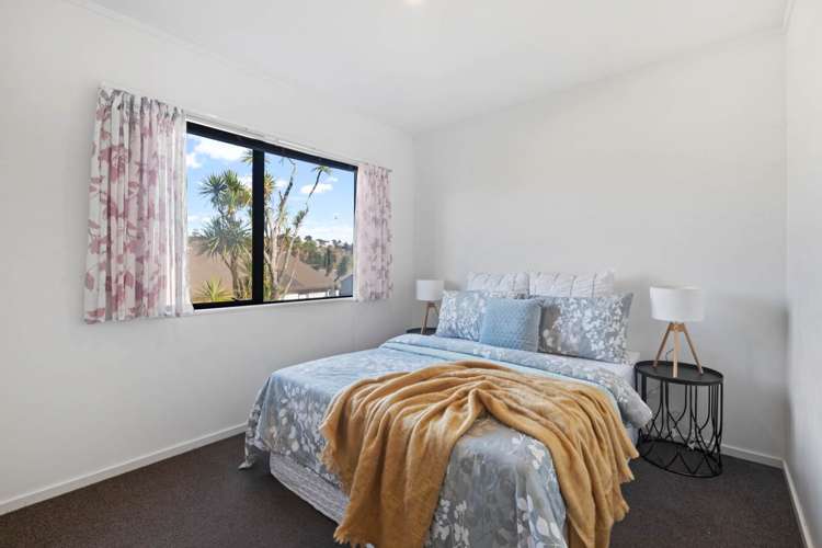 1/87 Athena Drive Totara Vale_9