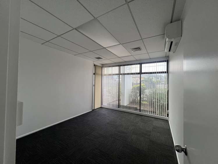 Ground Floor/79 Rockfield Road Penrose_3