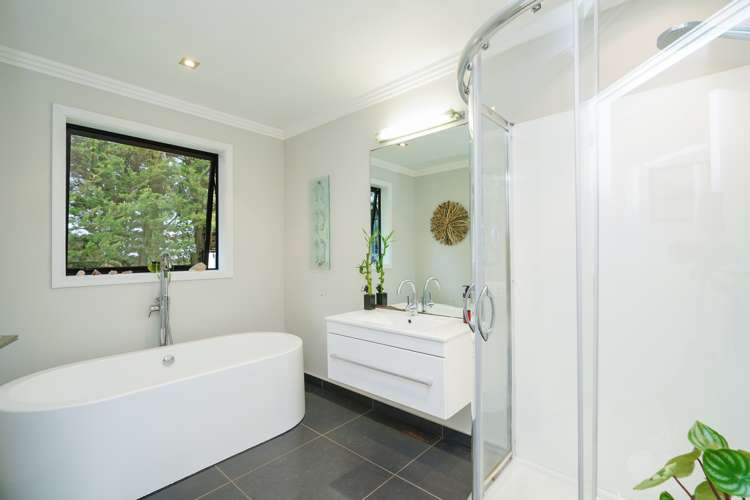 40 Matua Grove Otatara_18