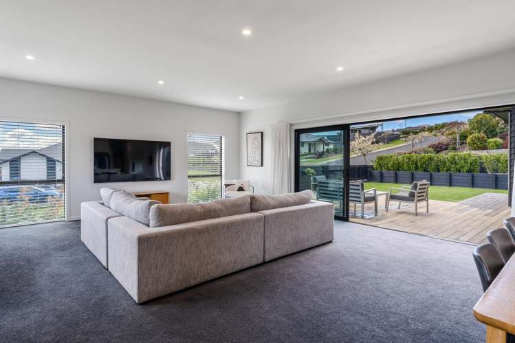 53 Heathfield Drive_2