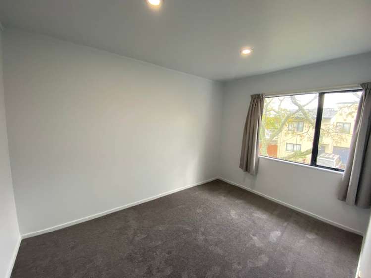 13 Butia Avenue Henderson_10