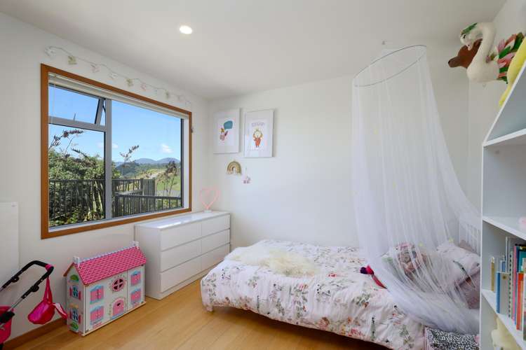 367 Princes Drive Britannia Heights_20