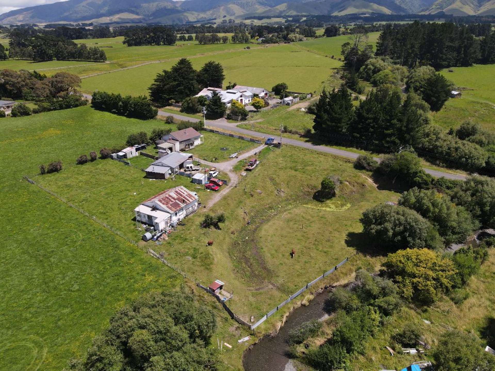 747 Maharahara Road Rangitikei Surrounds_0