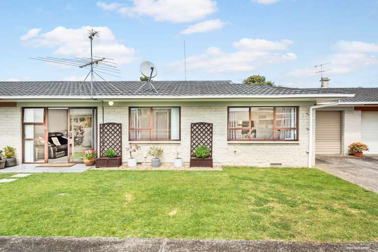 2/99 Seddon Street Pukekohe_11